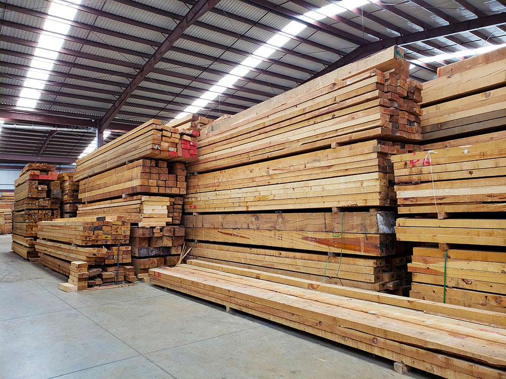 VIGA DE PINO SECA AL AIRE